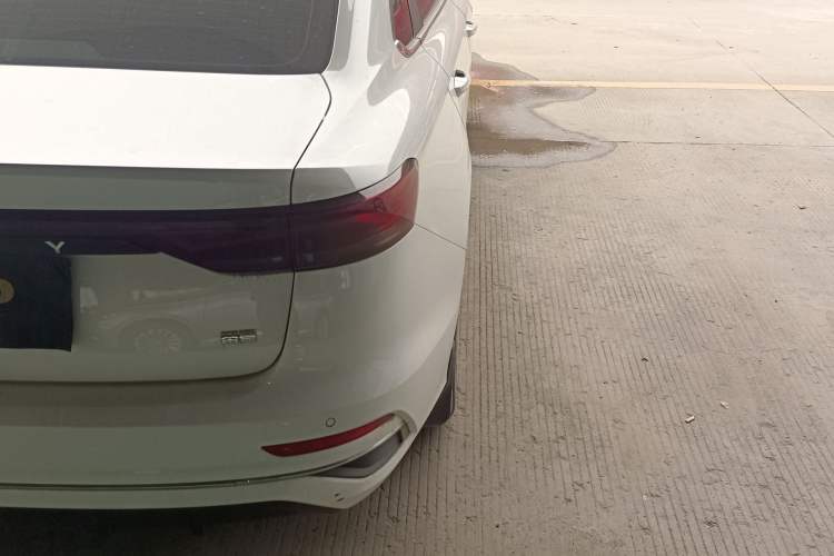 Used Geely Auto Emgrand 2022 4th Generation 1.5L CVT Luxury Model
