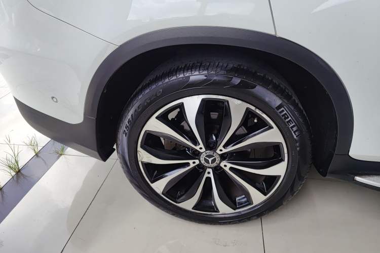 Used Mercedes-Benz GLC Coupe 2018 GLC 260 4MATIC Coupe SUV