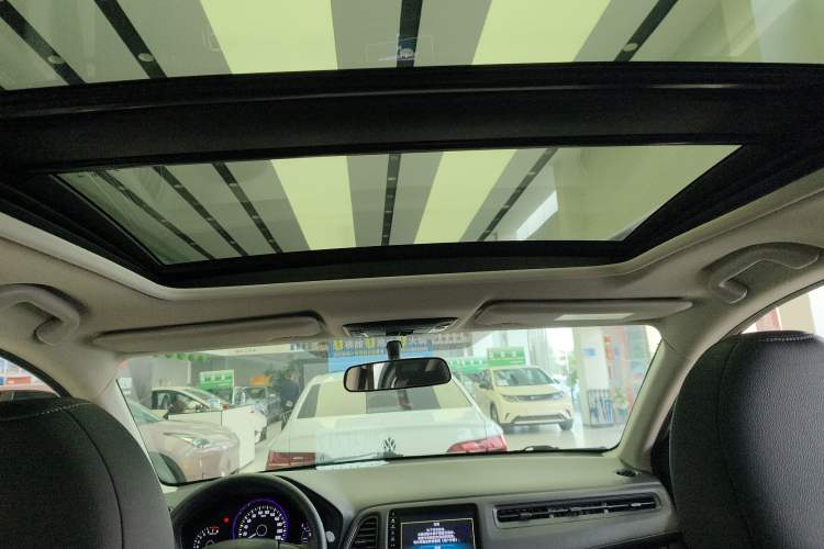 Used Honda Vezel 2020 1.5L CVT Pioneer Edition