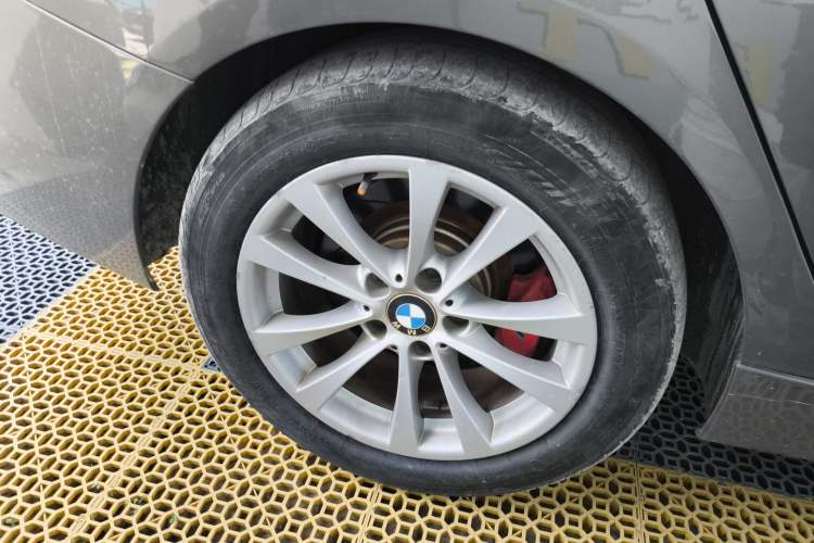 Used BMW 3 Series GT 2013 320i Leading Model