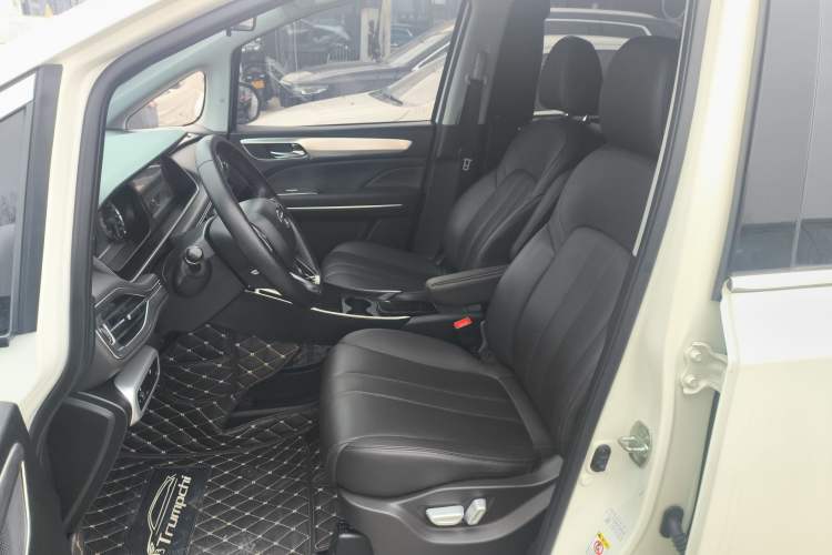 Used GAC Trumpchi M6 2019 270T Automatic Prestige Edition (6-seater) - China V Standard