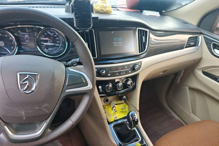 Used Baojun 730 2016 1.5L Manual Comfort Version 7 Seats China V Emission Standard
