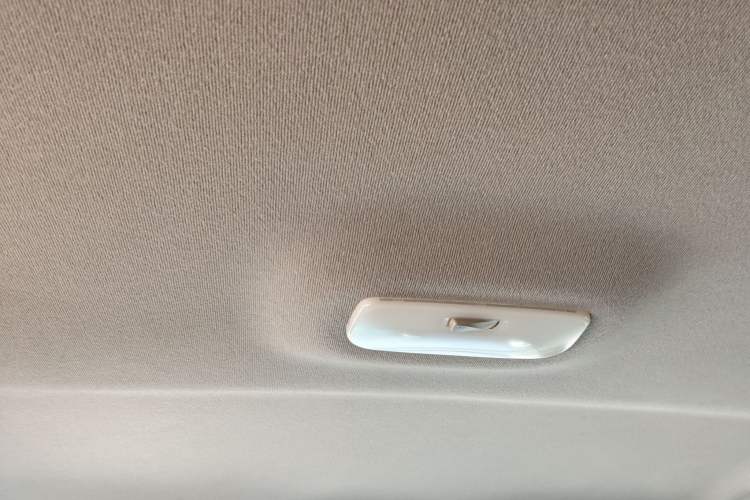 Used Renault Captur 2015 1.2T Automatic Comfort First Edition Headliner