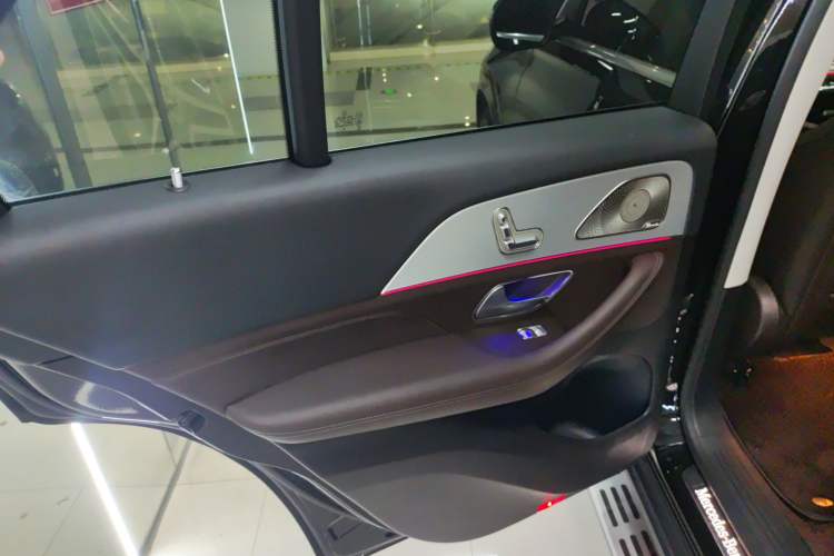 Used Mercedes-Benz GLE 2023 GLE 450 4MATIC Stylish Model