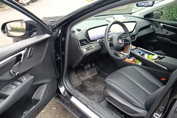 Used Buick LaCrosse 2025 28T Platinum Edition
