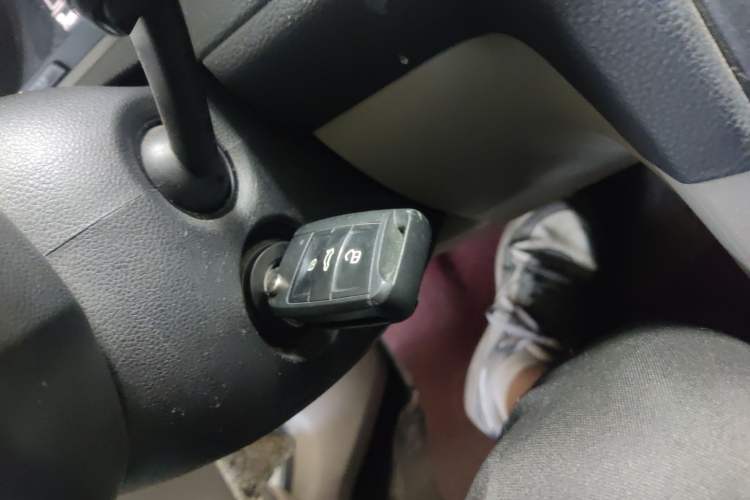 Used Volkswagen Golf 2014 1.6L Automatic Comfort Model Vehicle Key