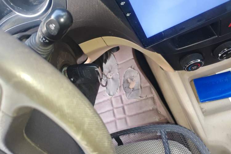 Used Wuling Hongguang 2015 1.5L S1 Standard China V-Emission Standards