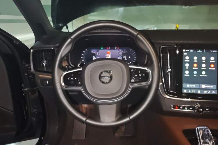 Used Volvo S90 2022 B5 Zhiyuan Luxury Edition