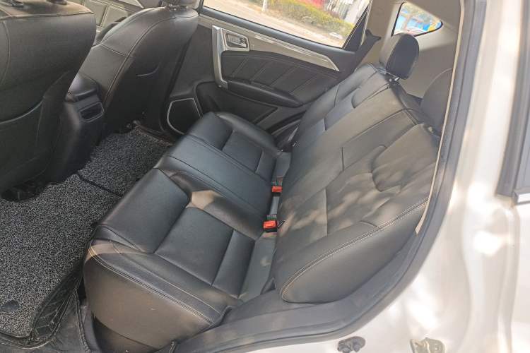 Used Geely Auto Vision X6 2016 1.8L Manual Luxury Model