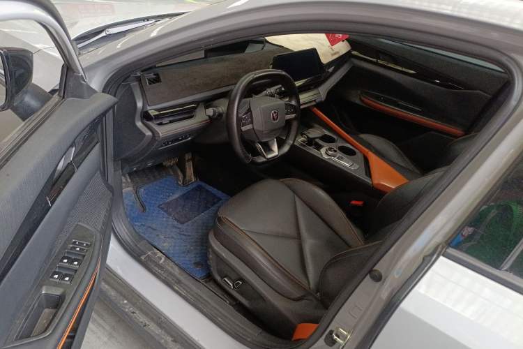 Used CHANGAN UNI-V 2022 1.5T Prestige Version Driver Seat