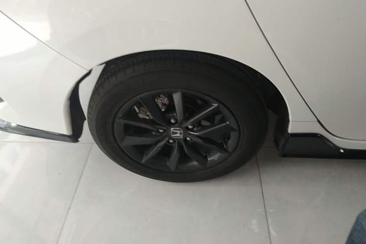 Used Honda Civic 2021 HATCHBACK 220TURBO CVT New Trendsetter Right Rear Wheel Hub