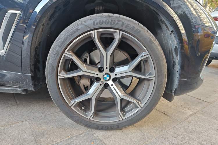 Used BMW X5 2022 Restyled xDrive 40Li M Sport Package