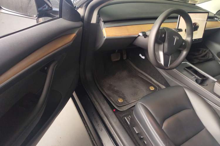 Used Tesla Model 3 2022 Rear-Wheel-Drive Version