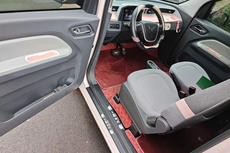 Used Wuling Hongguang MINIEV 2022 Macaron Fashion Edition Lithium-Nickel-Cobalt-Alpha-oxide
