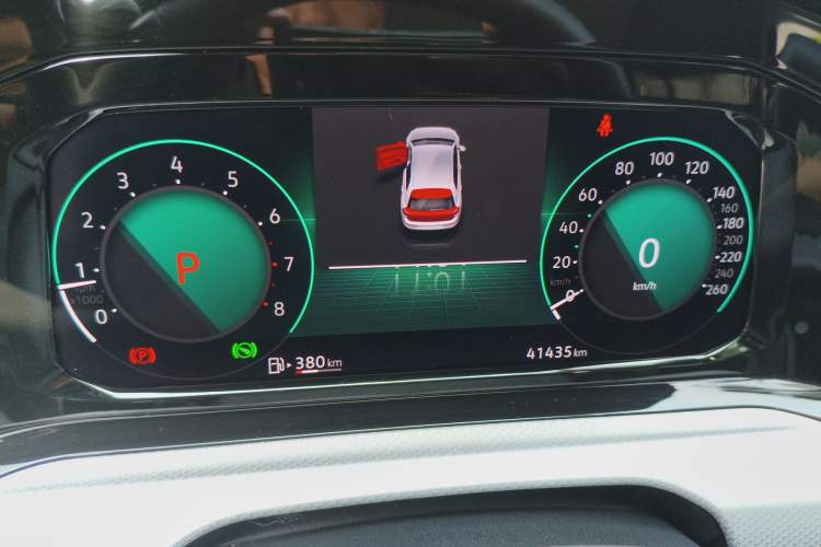 Used Volkswagen Golf 2021 280TSI DSG Pro Instrument Cluster