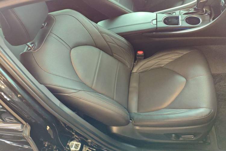 Used Toyota Avalon 2023 2.5L Touring Premium Edition