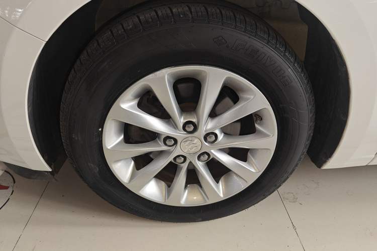 Used Buick GT 2018 15T Dual-Clutch Advanced Model China V Standard
