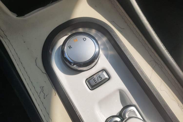 Used CHANGAN NEVO Lumin 2024 130km Qingyue Version Gear Lever