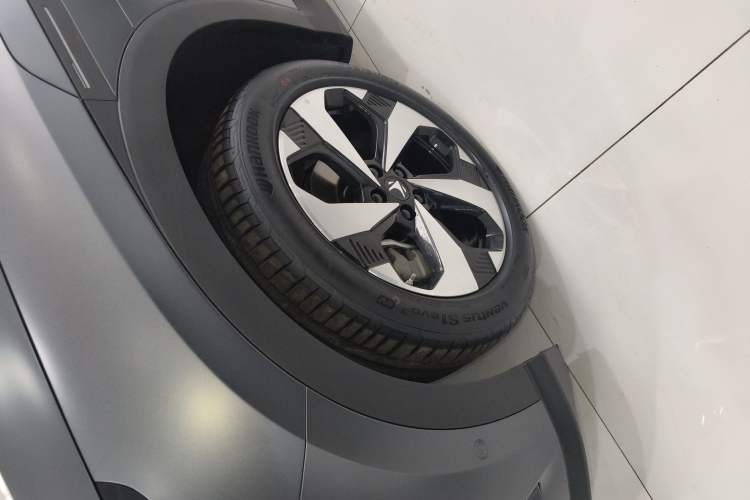 Used ARCFOX Alpha T5 2025 520 MAX
