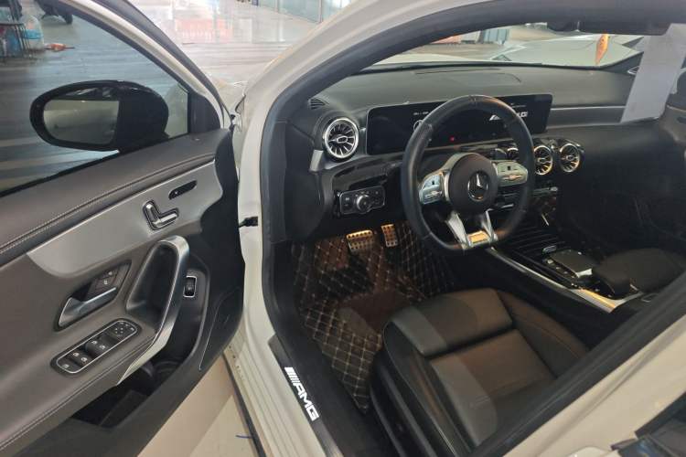 Used Mercedes-Benz A-AMG 2019 AMG A 35 L 4MATIC
