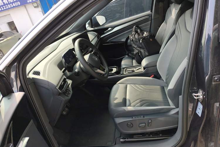 Used Volkswagen ID.4 CROZZ 2024 Facelifted PRO Left Front Seat