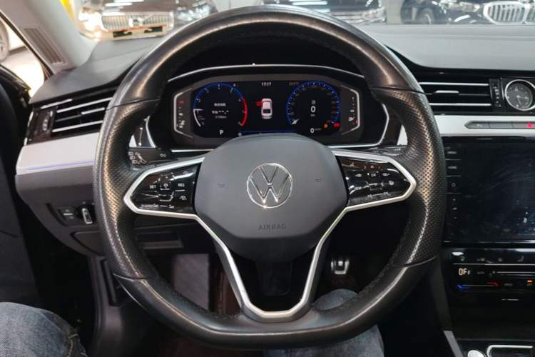 Used Volkswagen Magotan 2023 2 Million Units Commemorative Edition 330TSI DSG Luxury Version
