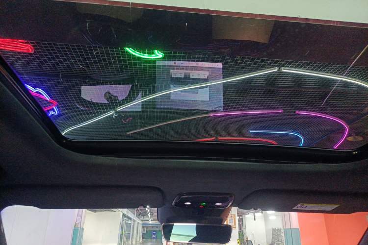 Used Lynk & Co 08 EM-P 2023 220 km Limited-Time Edition
