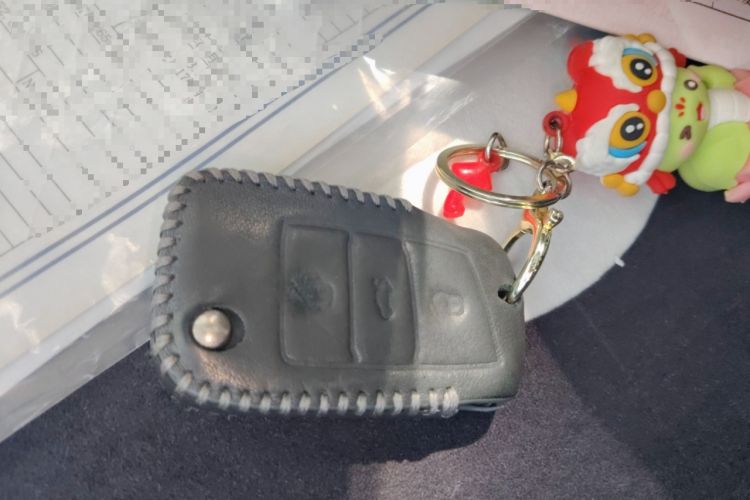 Used Volkswagen Sagitar 2022 280TSI DSG Excellence Edition Vehicle Key