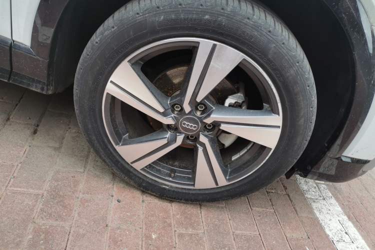 Used Audi Q2L 2020 35 TFSI Fashion Dynamic Model
