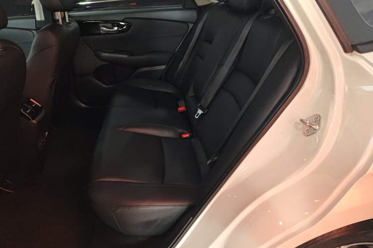 Used Honda Envix 2022 180TURBO CVT Comfort Version