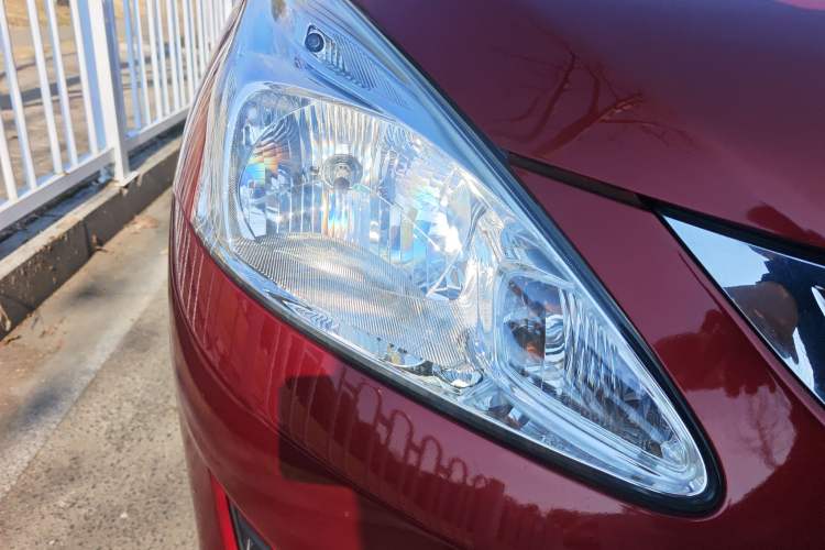 Used Nissan Tiida 2011 1.6L CVT Smart Version
