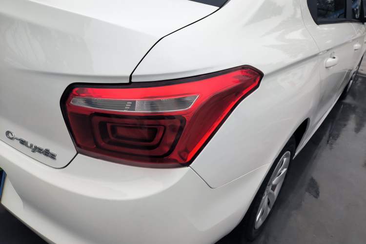 Used Citroen Elysee 2018 1.6L Manual Fashion Edition
