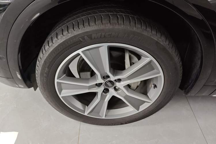 Used Audi Q5L 2022 45T Luxury Dynamic Model
