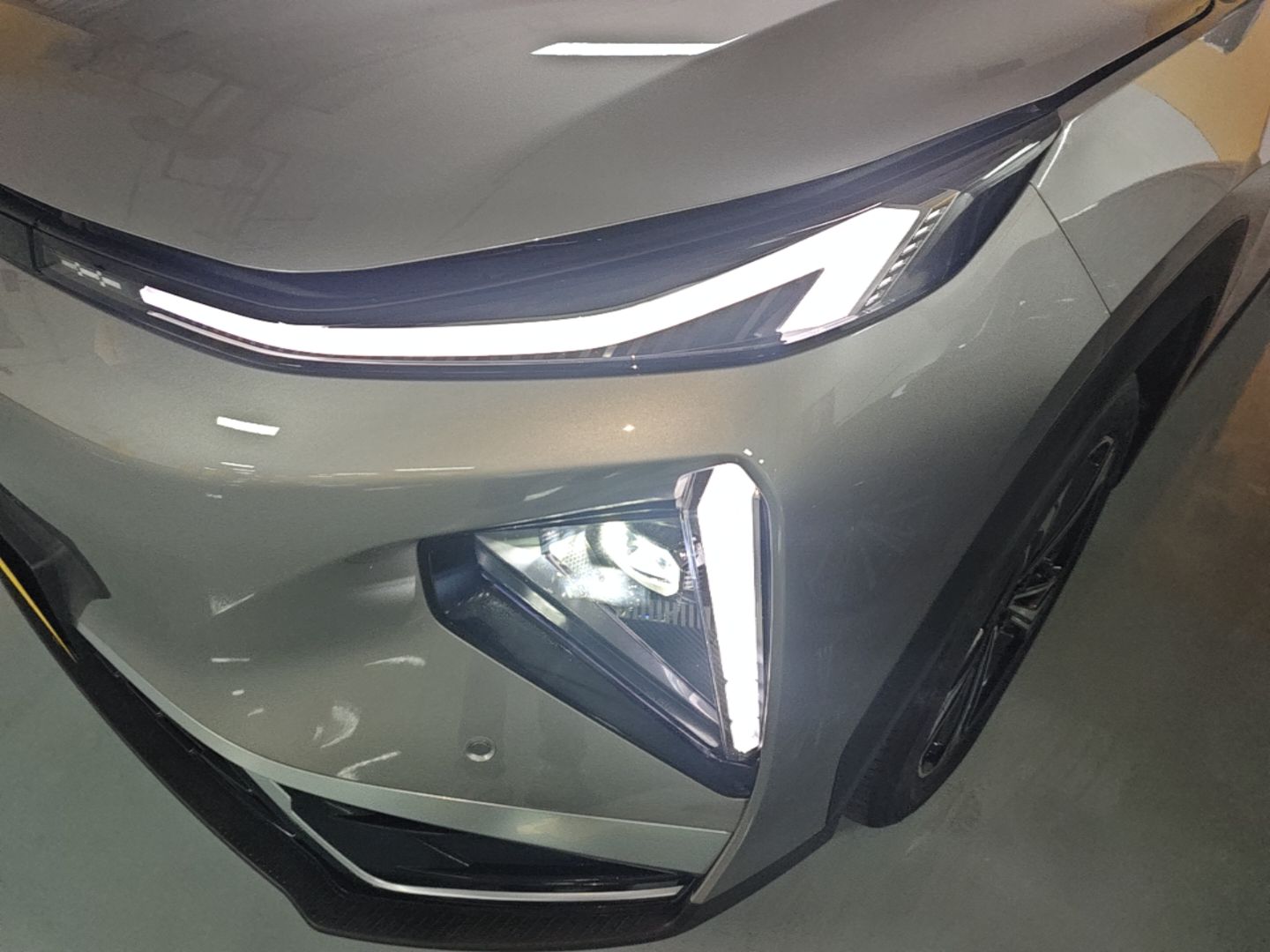 Geely Galaxy L7 2025 EM-i 115km Exploration Edition — снимка 8
