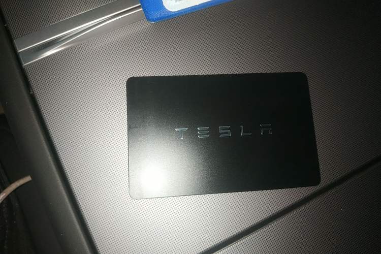 Used Tesla Model Y 2025 Long-Range All-Wheel-Drive Version Interior 1