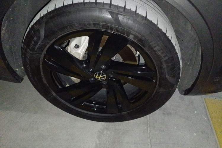 Used Volkswagen Touareg 2022 3.0 TSI Luxury Edition Black Diamond Sport Package