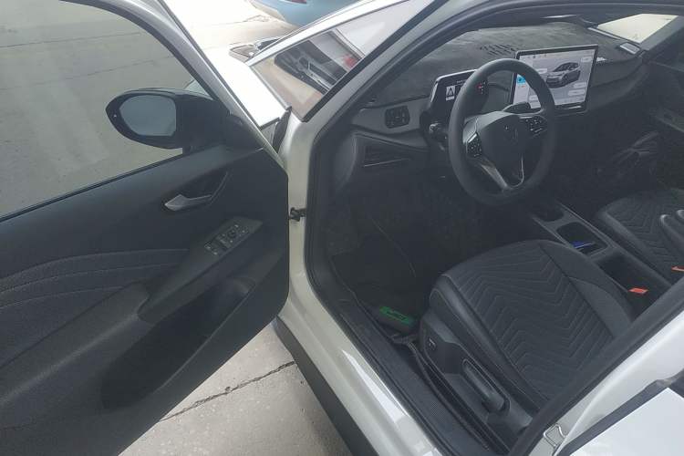 Used Volkswagen ID.3 2025 Smart Version Pure & Intelligent Enjoyment Edition Driver Seat