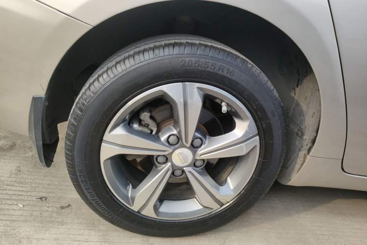 Used Geely Auto Emgrand GL 2017 1.8L DCT Elite Model