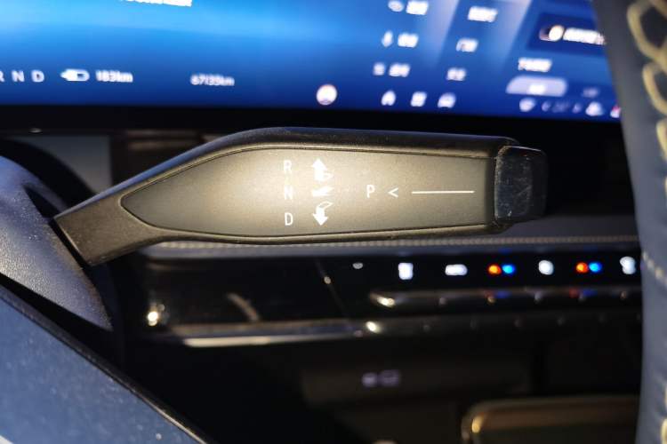 Used Buick E5 2023 Avia Four-Wheel Drive Version
