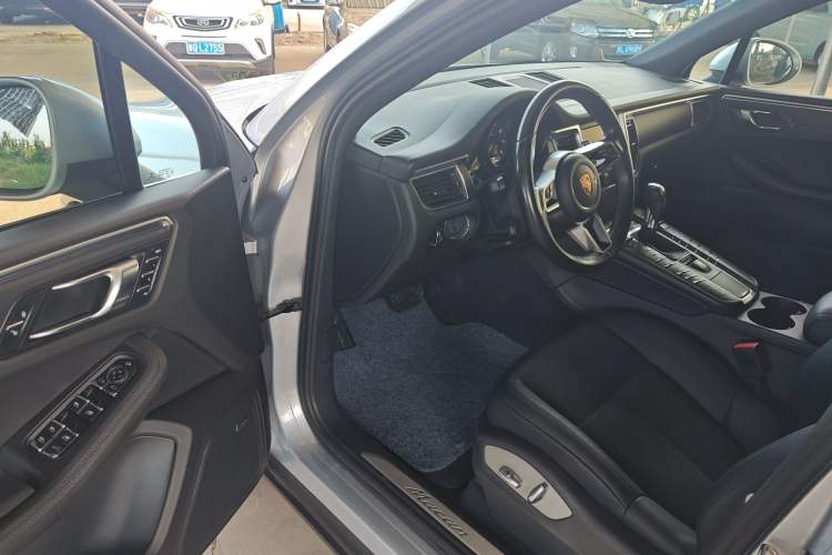 Used Porsche Macan 2014 Macan 2.0T