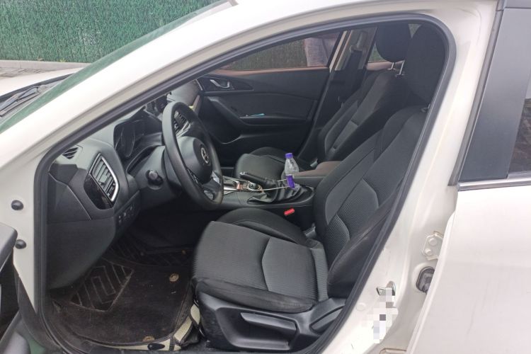 Used Mazda Mazda 3 Axela 2014 Sedan 1.5L Automatic Luxury Model
