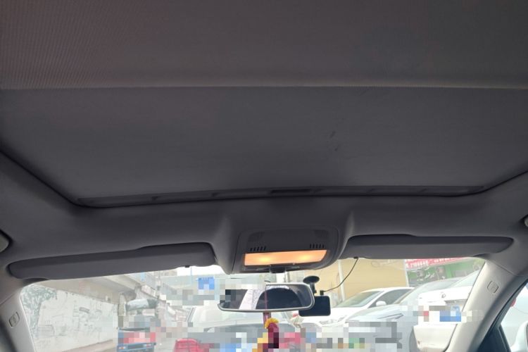 Used Audi A4L 2012 2.0 TFSI automatic Comfort trim level