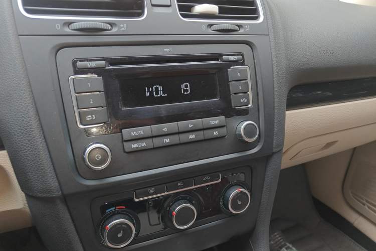 Used Volkswagen Golf 2011 1.4 TSI Automatic Comfort Model
