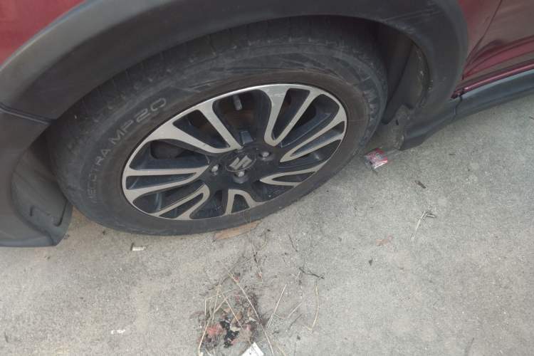 Used Suzuki Swift 2013 1.5L Automatic 20th Anniversary Limited Edition Left Front Wheel Hub