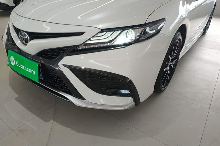 Used Toyota Camry 2021 2.0S FENGSHANG Edition
