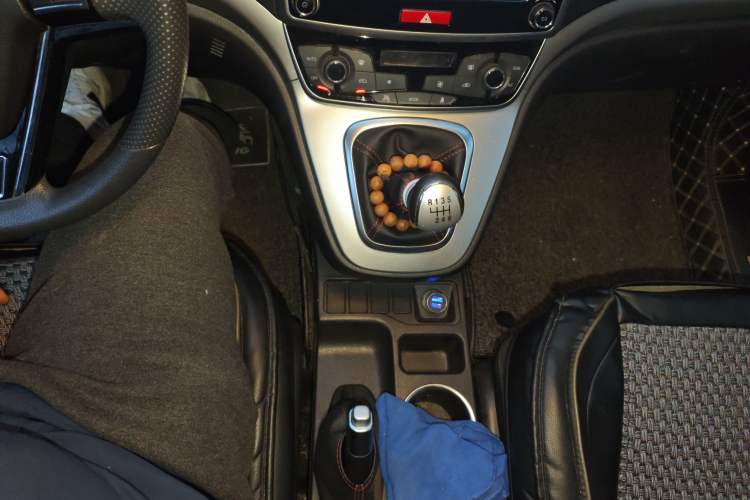 Used Haval M6 2019 1.5T Manual Two-Wheel Drive Urban Version China VI Standard