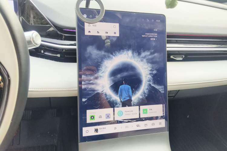 Used Geely Galaxy L6 2023 125km MAX Audio And AC Panel