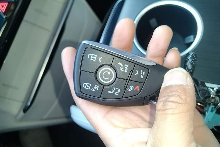 Used Buick GL8 New Energy 2026 Model Lu Zun Luxury Edition Interior 1