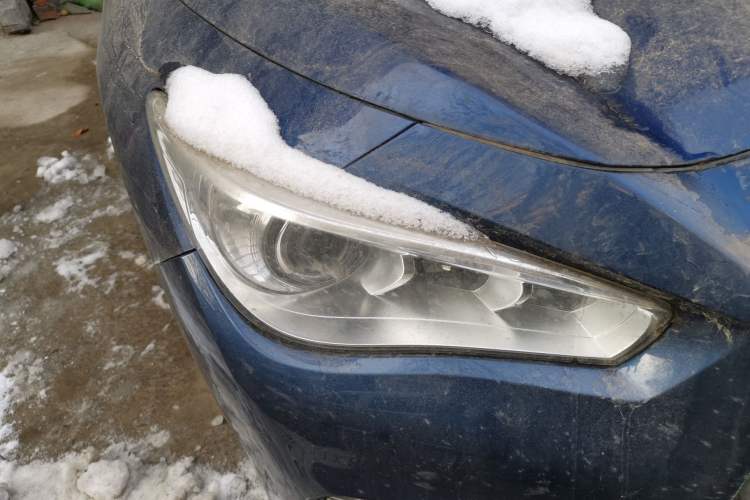 Used Infiniti Q50L 2018 2.0T Comfort Edition China VI Standard Right Front Headlight