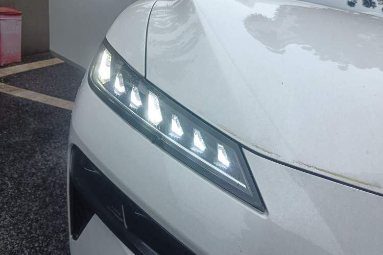 Used Dongfeng eπ eπ007 2024 Range-Extended 200 RuYi Edition
